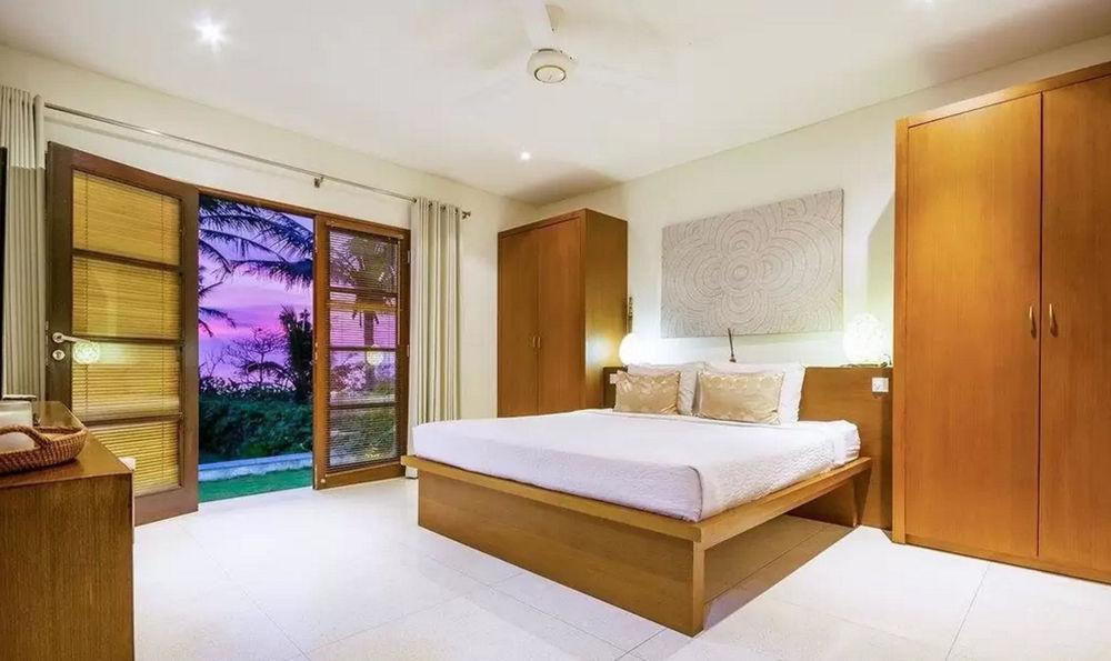 Pantai Hitam Villa Selemadeg Exterior foto
