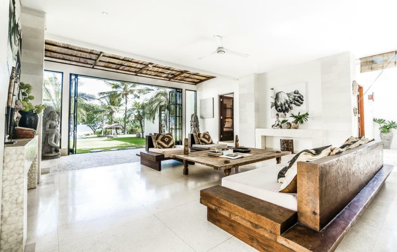 Pantai Hitam Villa Selemadeg Exterior foto